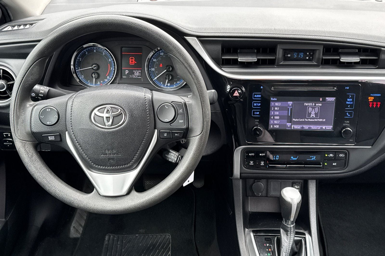 2019 Toyota Corolla LE