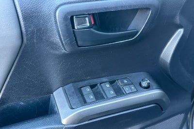 2020 Toyota Tacoma SR5 V6