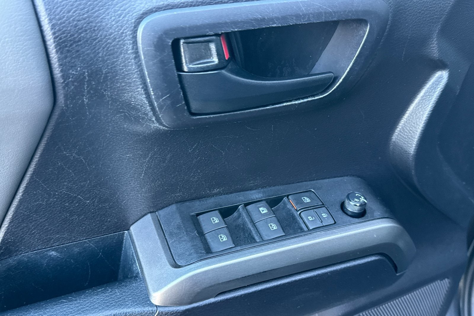 2020 Toyota Tacoma SR5 V6
