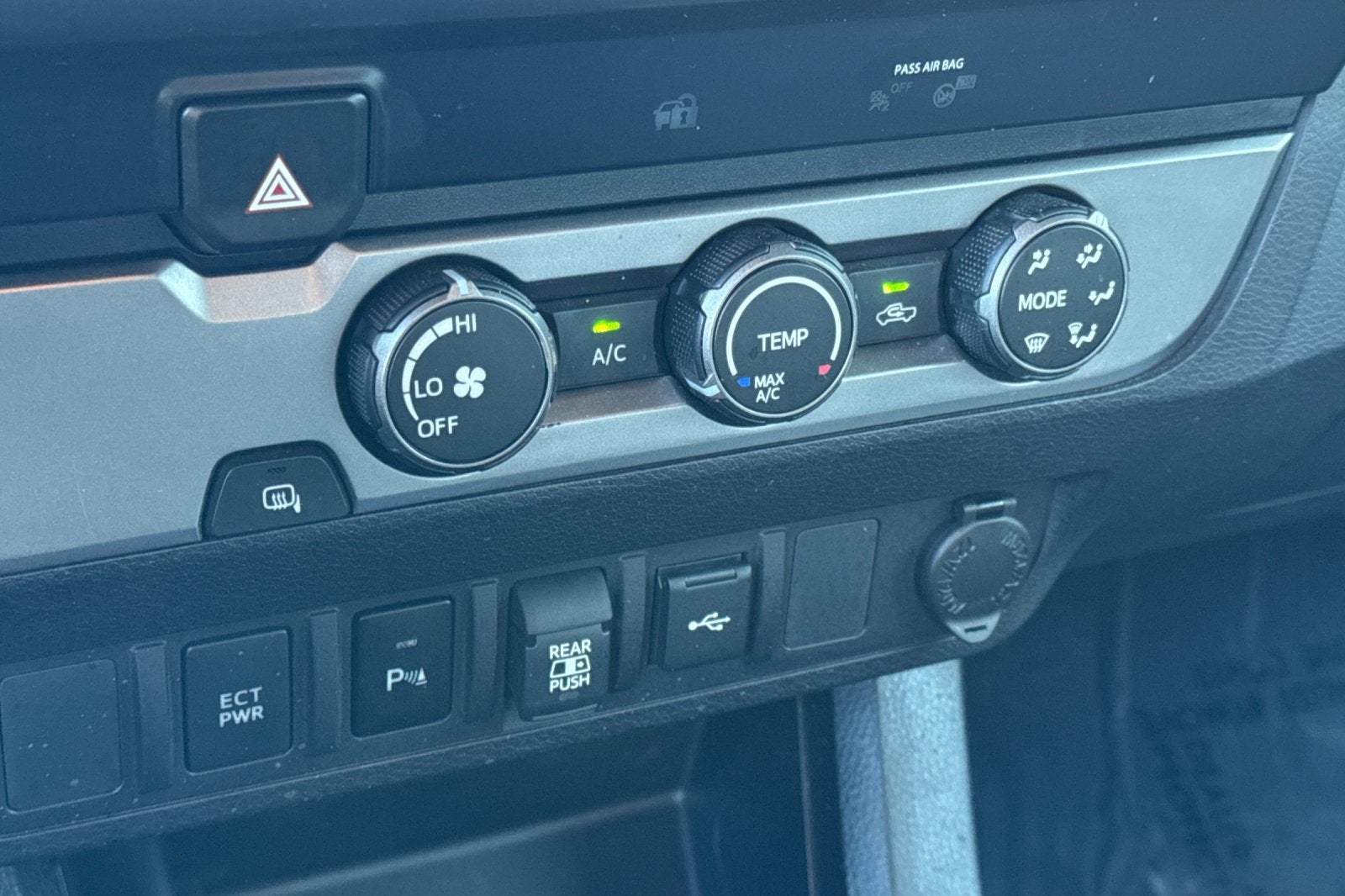 2020 Toyota Tacoma SR5 V6
