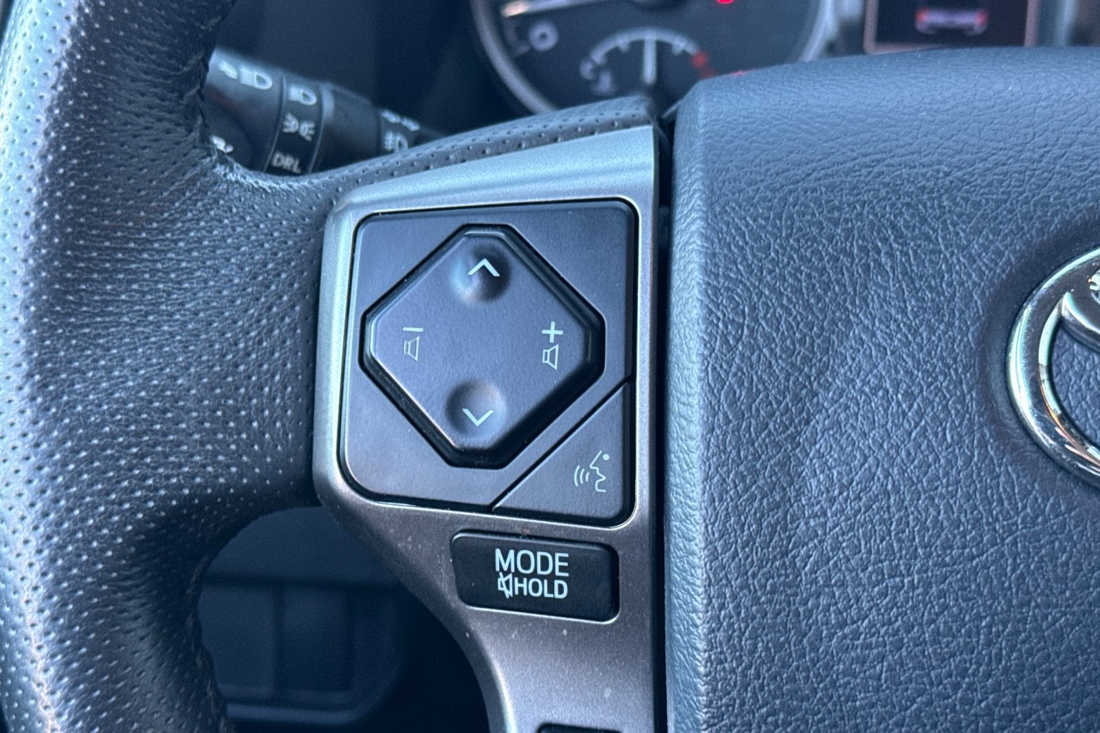 2020 Toyota Tacoma SR5 V6