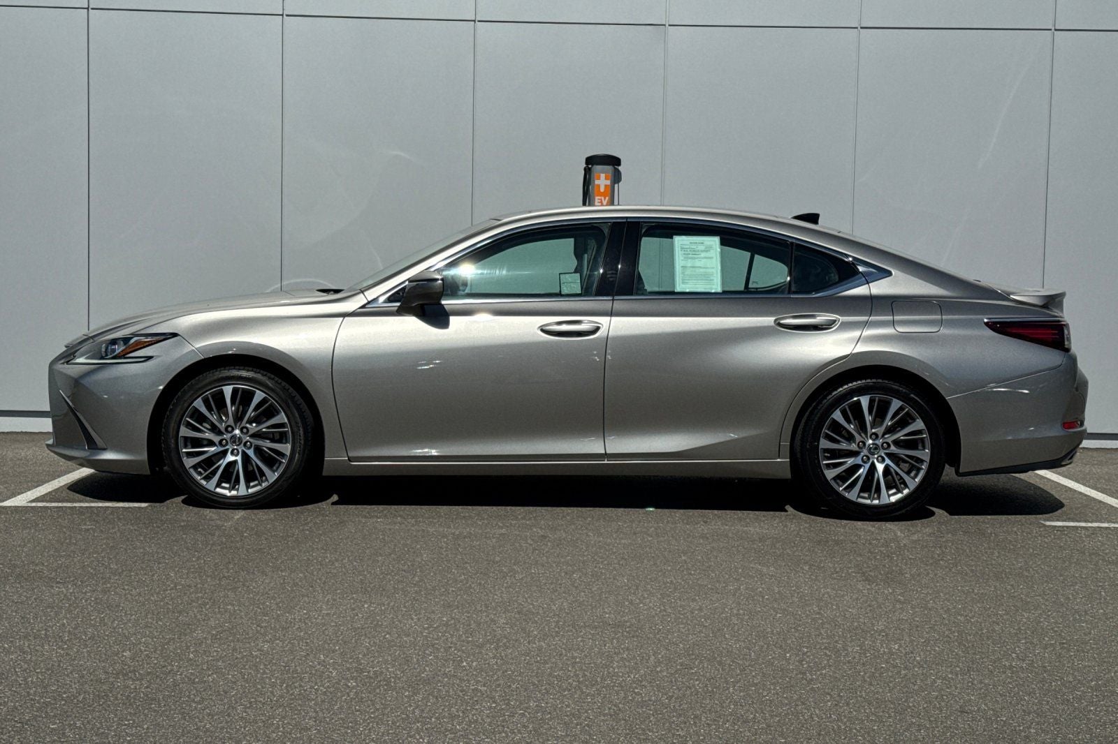 2021 Lexus ES 350