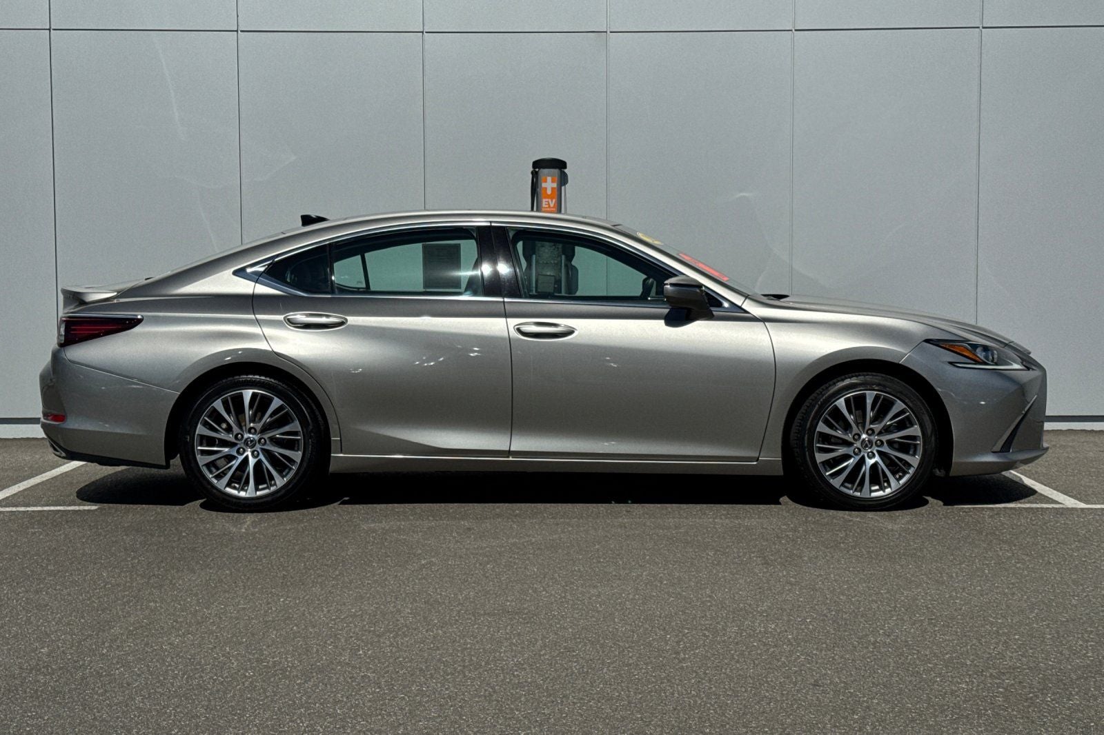 2021 Lexus ES 350