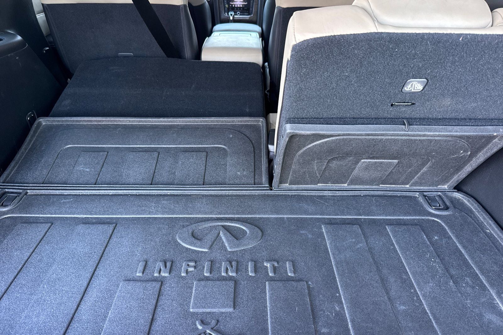 2021 INFINITI QX80 Premium Select