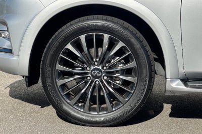 2021 INFINITI QX80 Premium Select