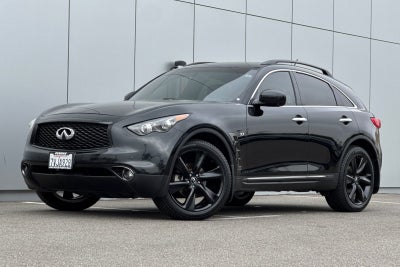2017 INFINITI QX70 Base