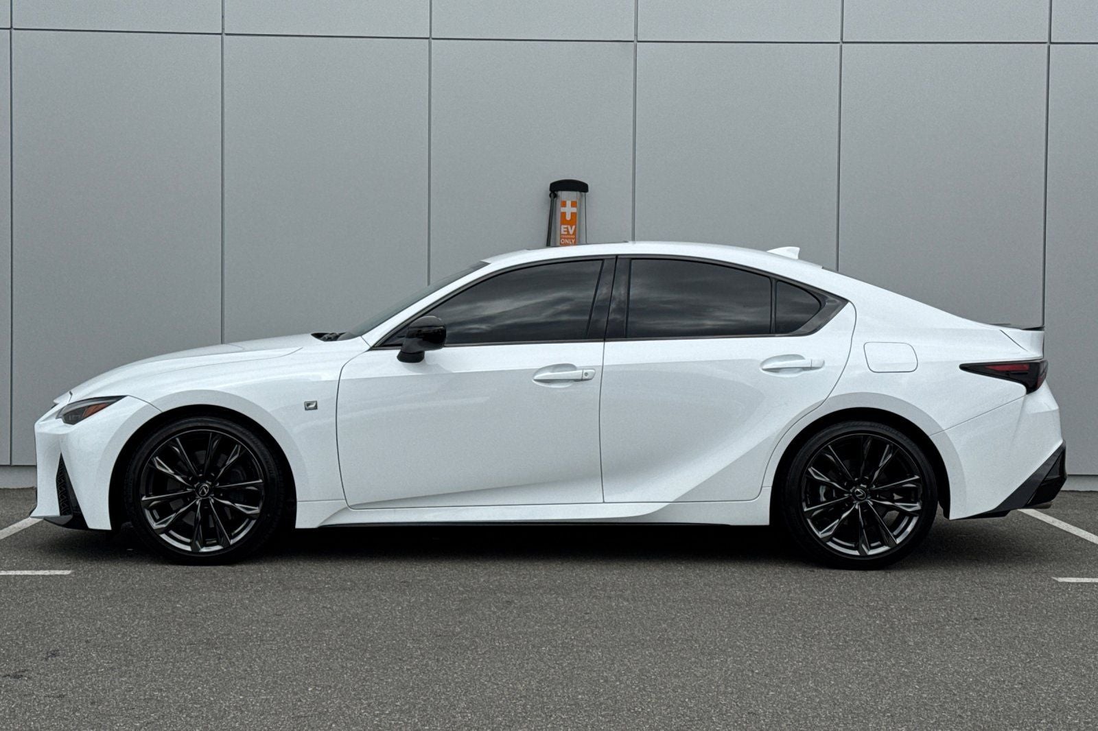 2025 Lexus IS 350 F SPORT