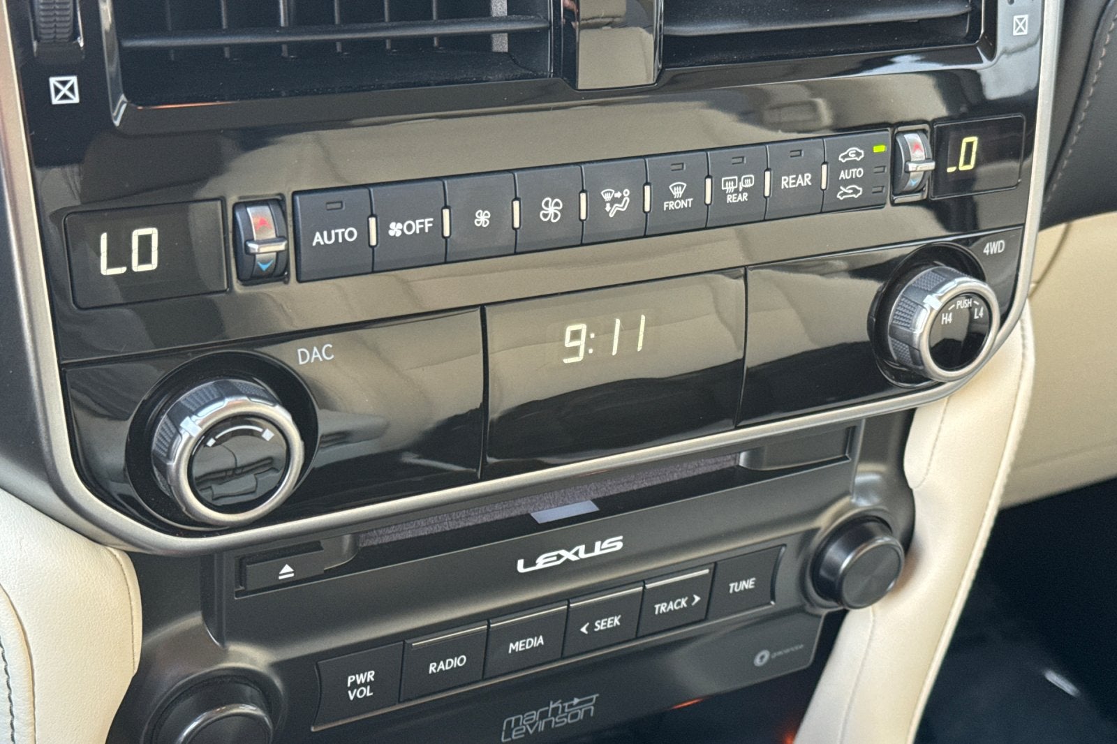 2023 Lexus GX 460 Premium Plus