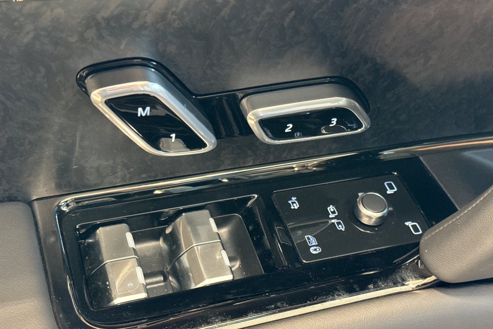 2026 Land Rover Range Rover Sport Autobiography