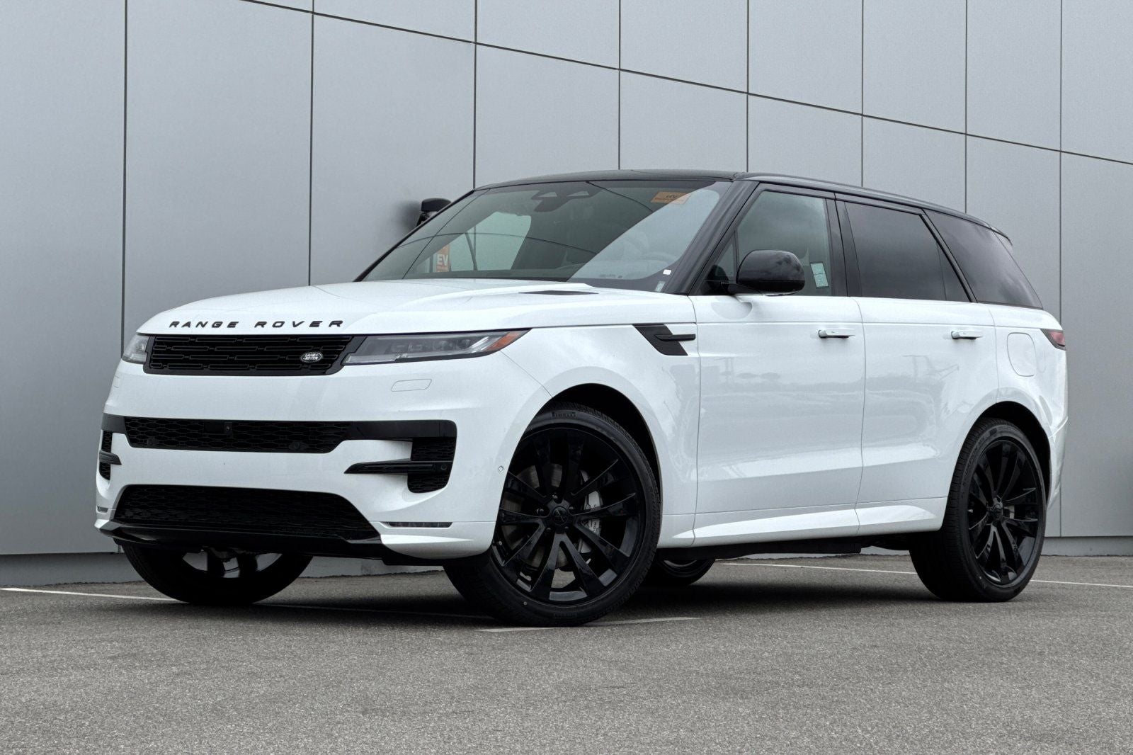 2026 Land Rover Range Rover Sport Plug-in Hybrid Dynamic SE