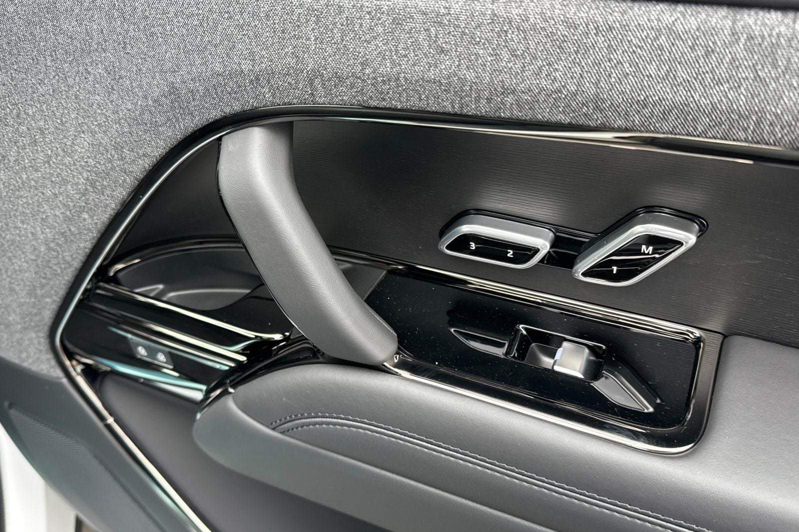 2026 Land Rover Range Rover Sport Plug-in Hybrid Dynamic SE