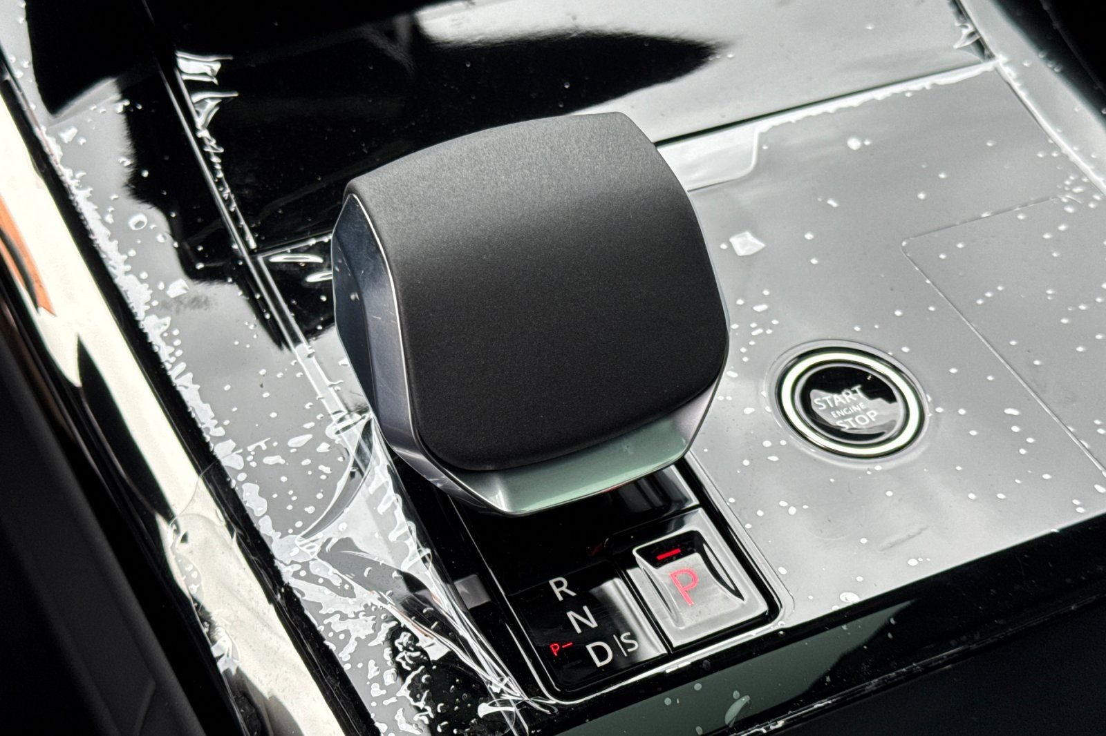 2026 Land Rover Range Rover Sport Plug-in Hybrid Dynamic SE