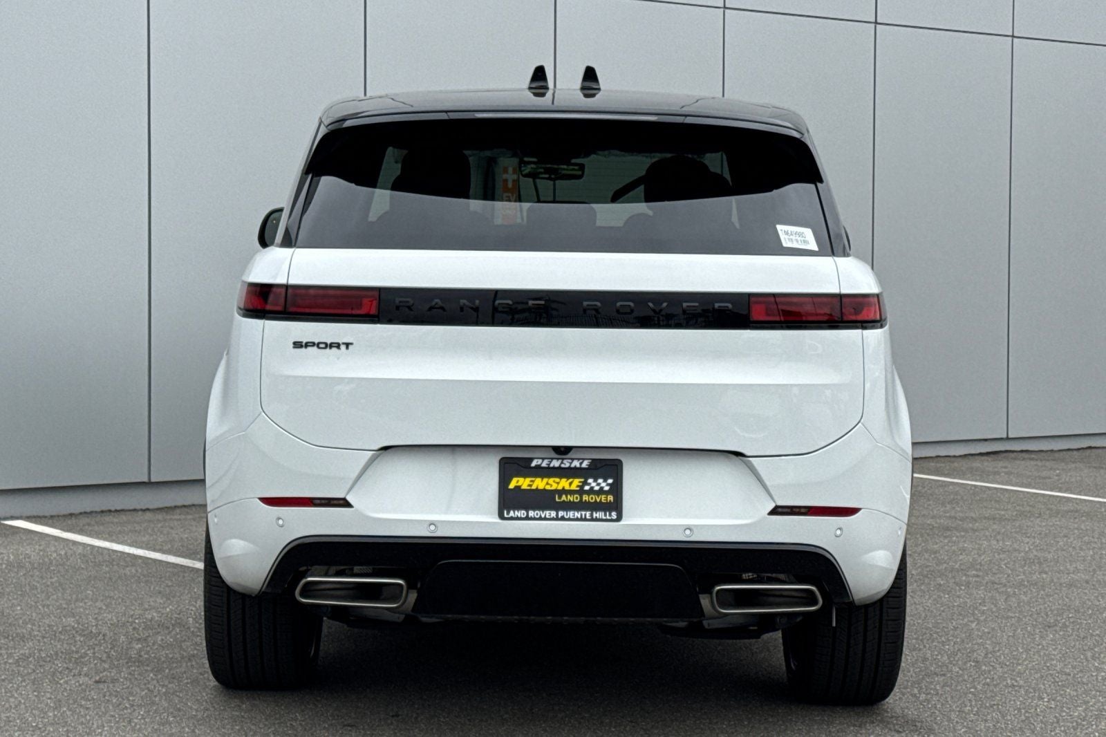 2026 Land Rover Range Rover Sport Plug-in Hybrid Dynamic SE