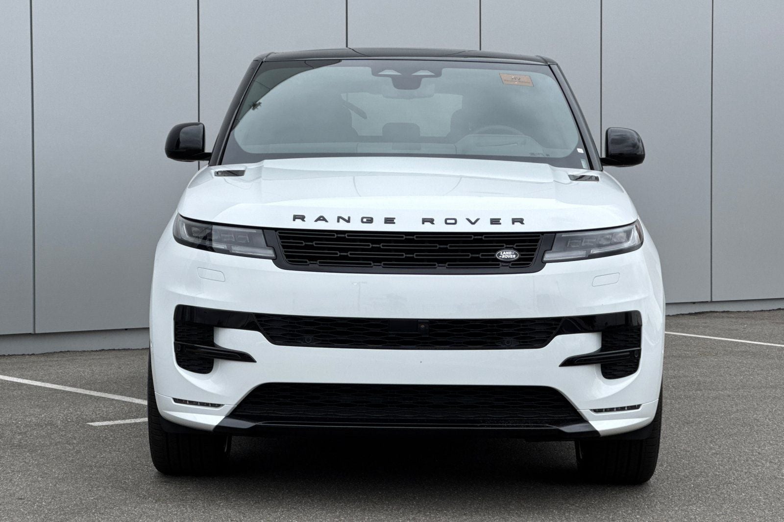 2026 Land Rover Range Rover Sport Plug-in Hybrid Dynamic SE