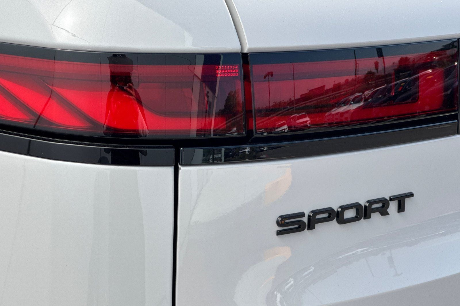 2026 Land Rover Range Rover Sport Plug-in Hybrid Dynamic SE