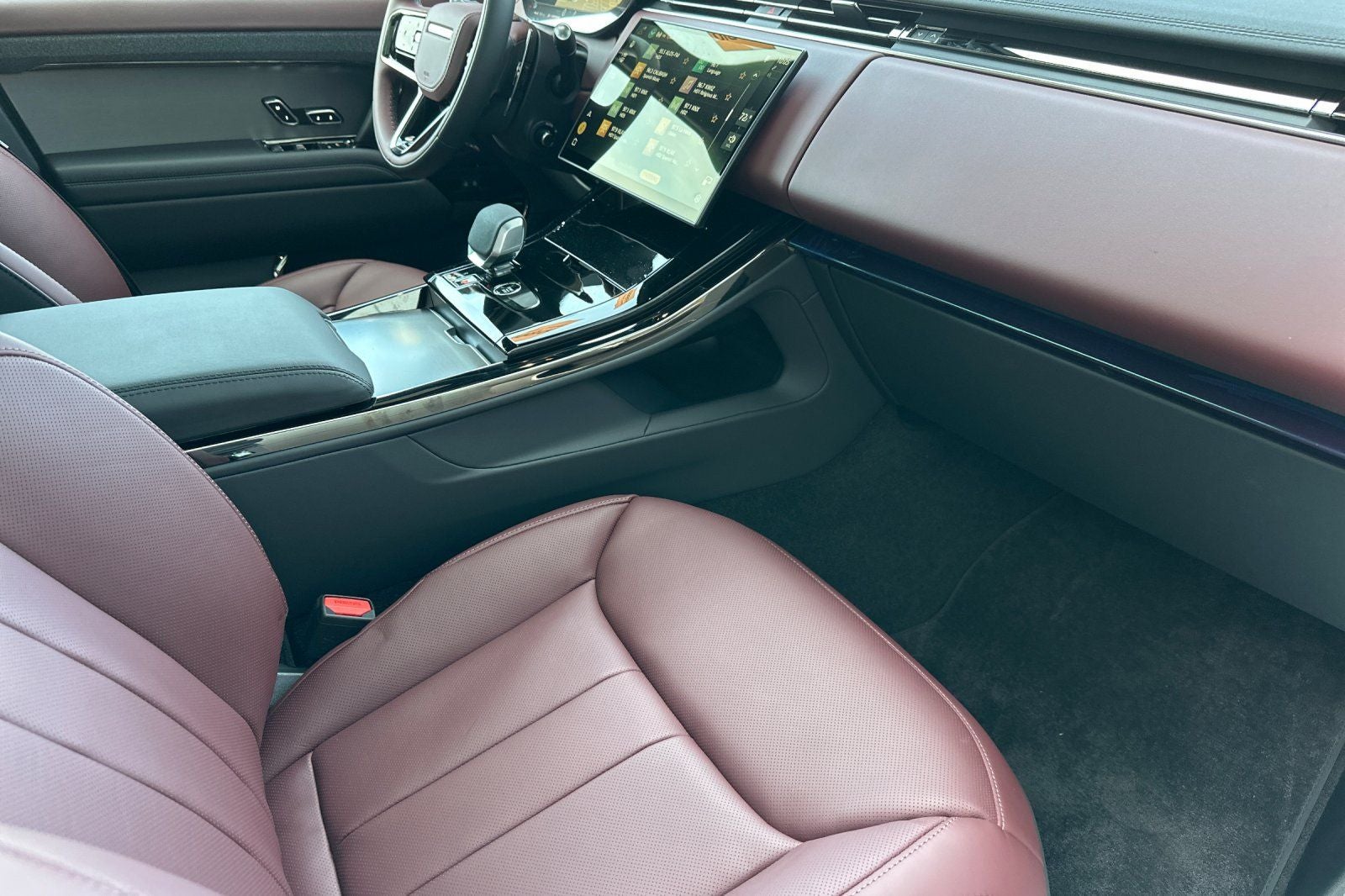 2025 Land Rover Range Rover Sport Plug-in Hybrid Dynamic SE