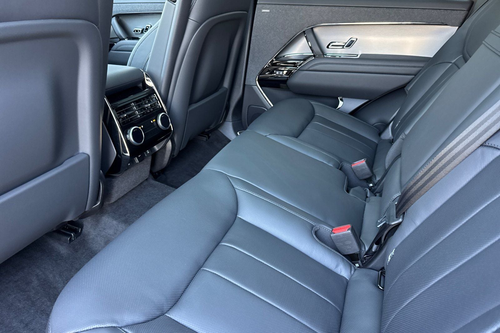 2026 Land Rover Range Rover Sport Plug-in Hybrid Dynamic SE