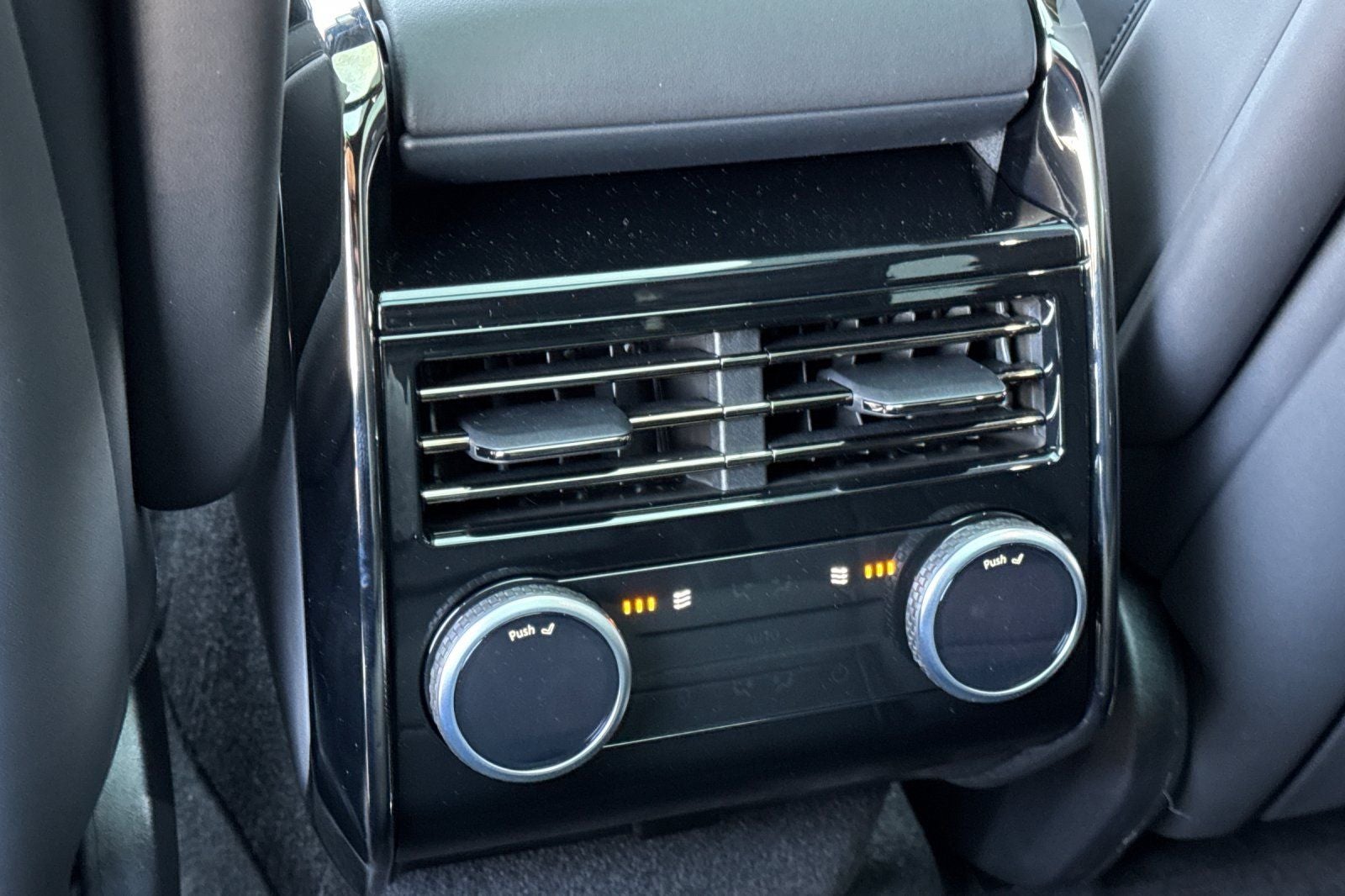 2026 Land Rover Range Rover Sport Plug-in Hybrid Dynamic SE