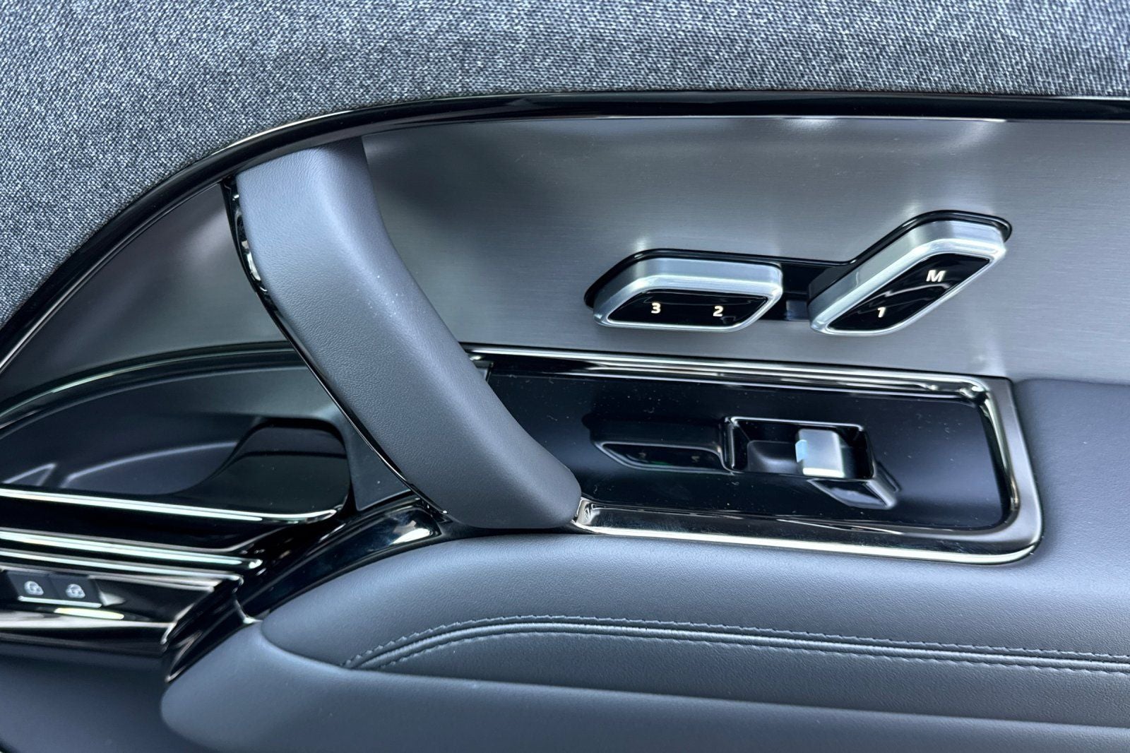 2026 Land Rover Range Rover Sport Plug-in Hybrid Dynamic SE
