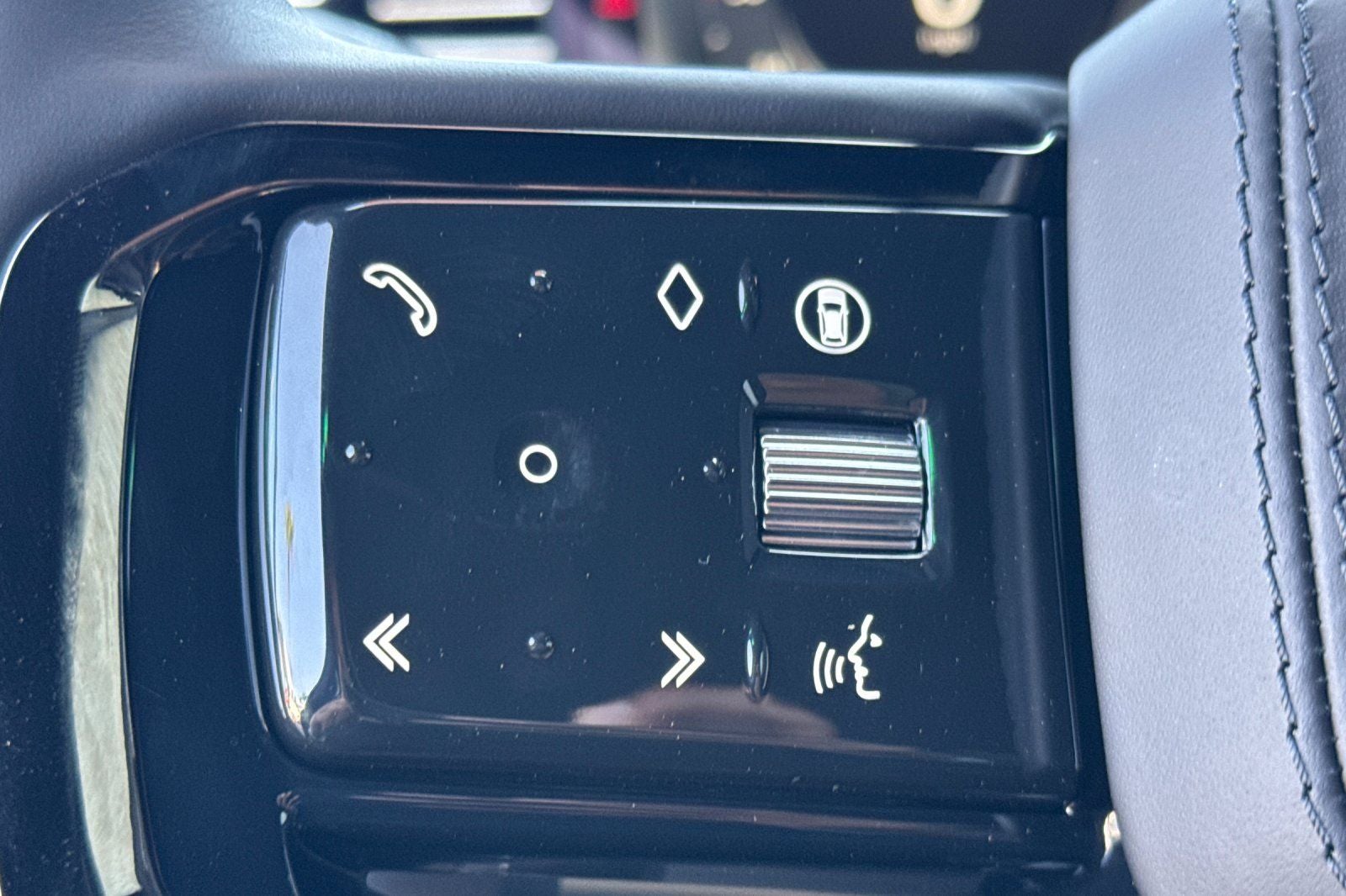 2026 Land Rover Range Rover Sport Plug-in Hybrid Dynamic SE