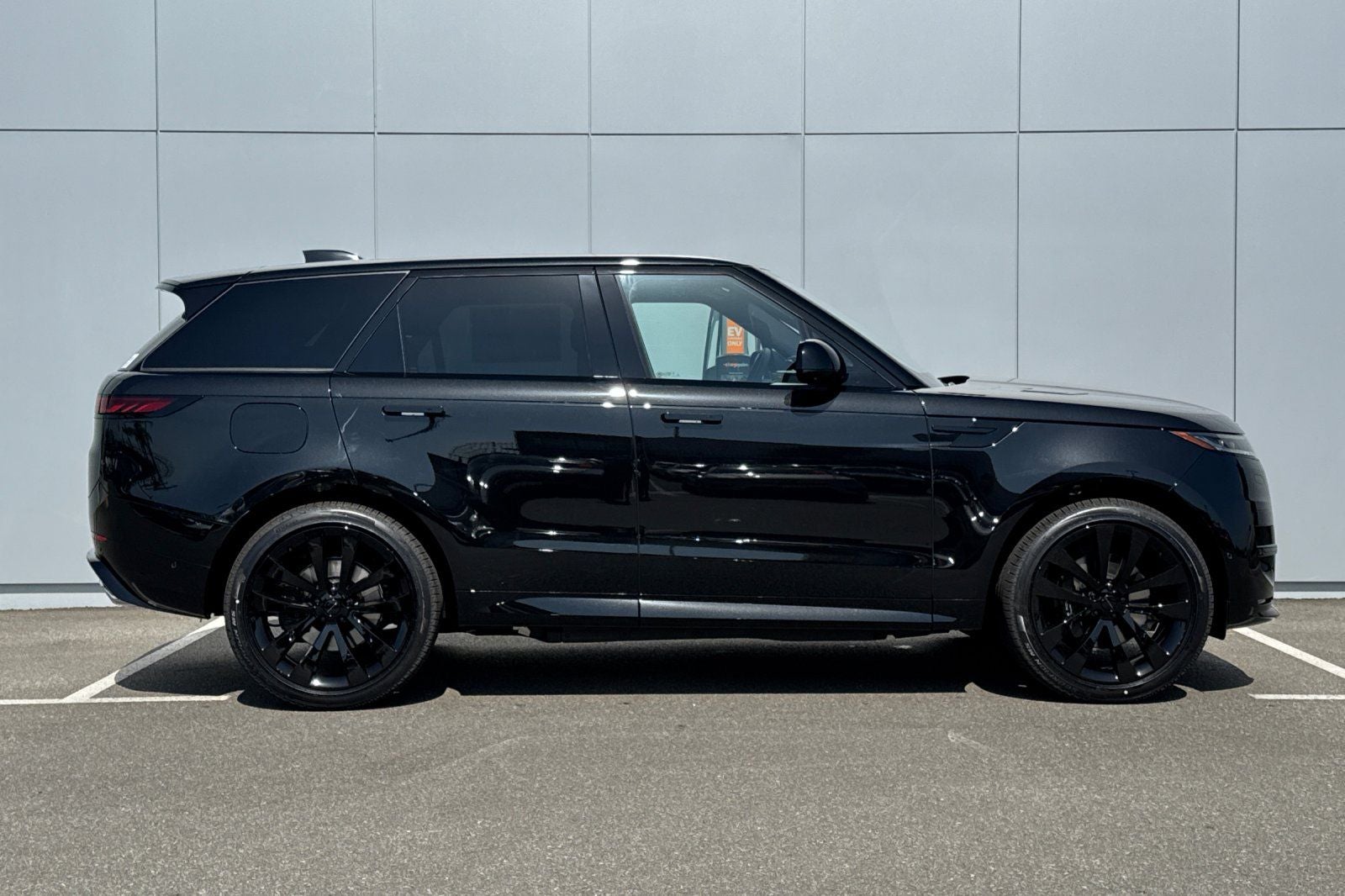 2026 Land Rover Range Rover Sport Plug-in Hybrid Dynamic SE