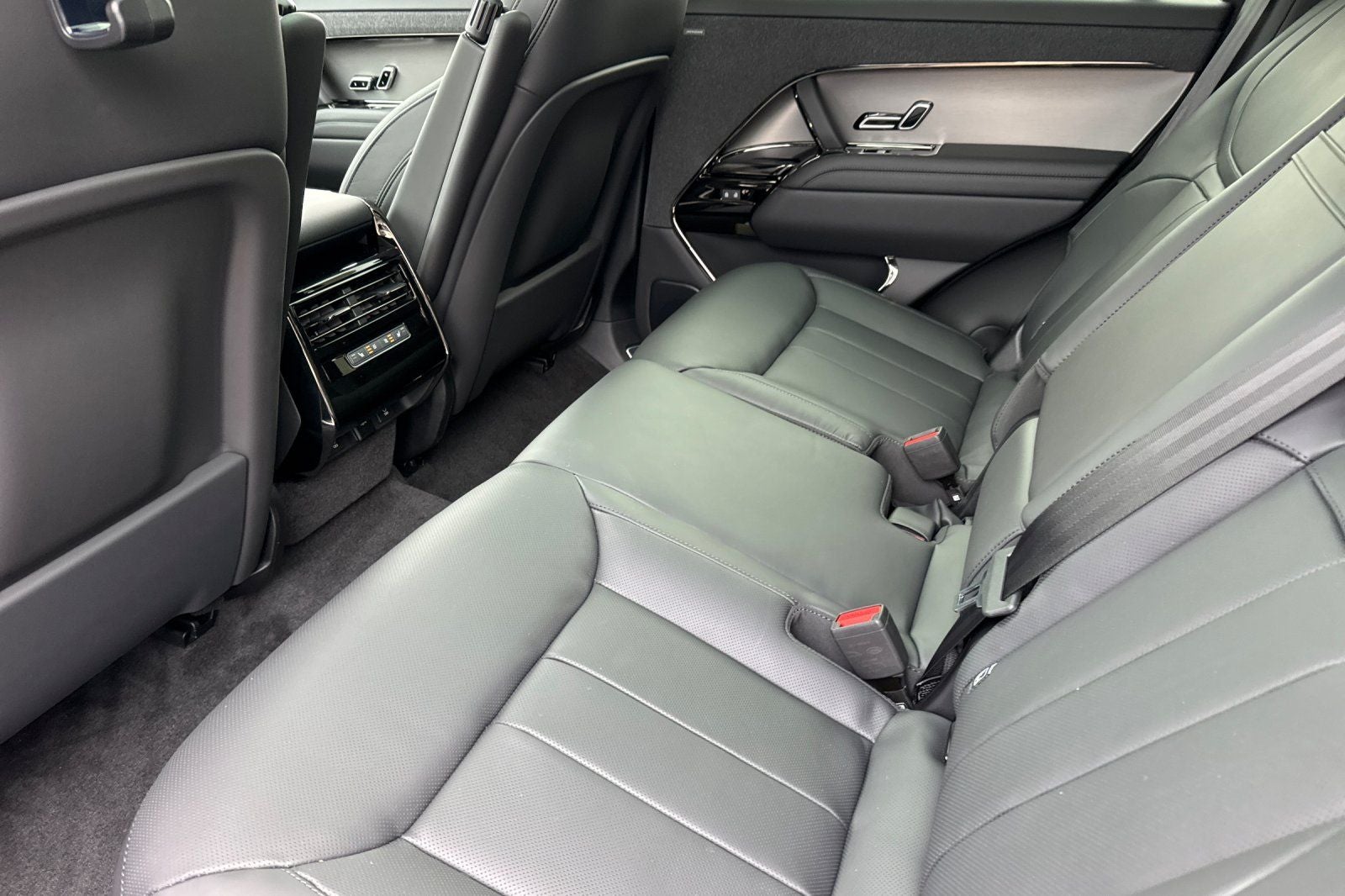 2026 Land Rover Range Rover Sport Dynamic SE