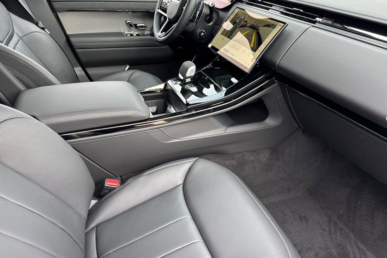 2026 Land Rover Range Rover Sport Dynamic SE