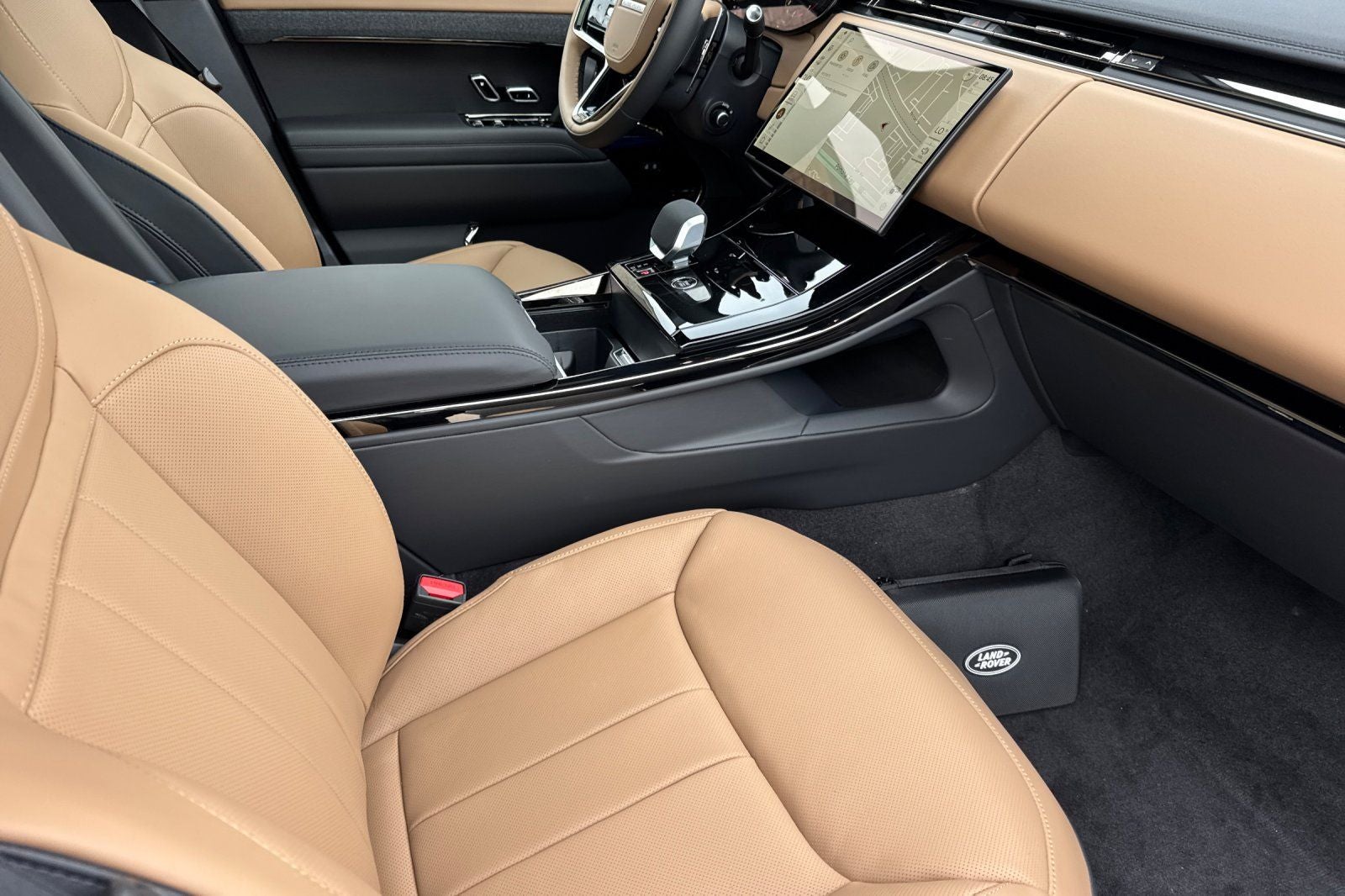 2026 Land Rover Range Rover Sport Dynamic SE