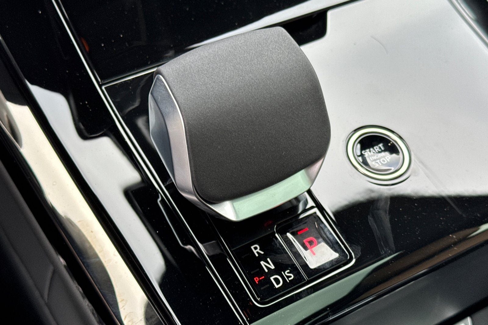 2026 Land Rover Range Rover Sport Dynamic SE