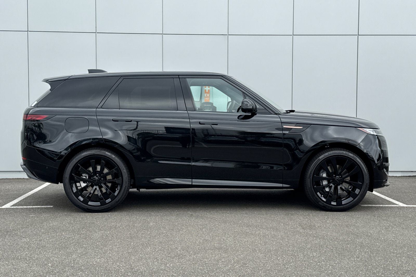 2026 Land Rover Range Rover Sport Dynamic SE