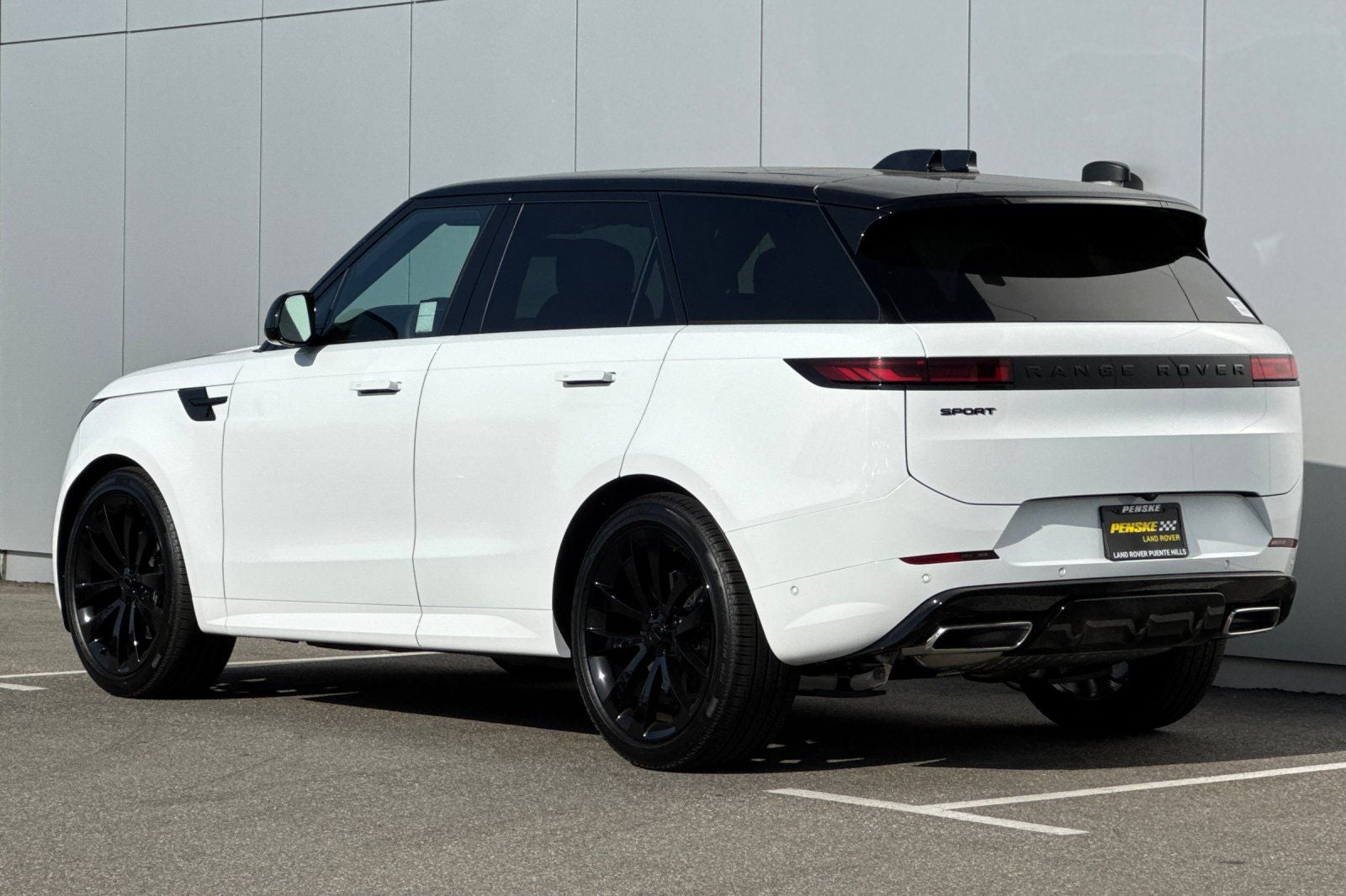 2026 Land Rover Range Rover Sport Dynamic SE