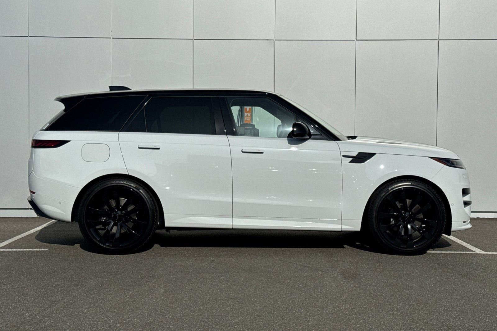 2026 Land Rover Range Rover Sport Dynamic SE