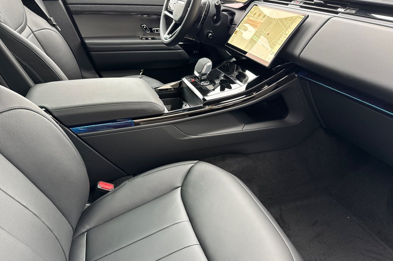 2026 Land Rover Range Rover Sport Dynamic SE