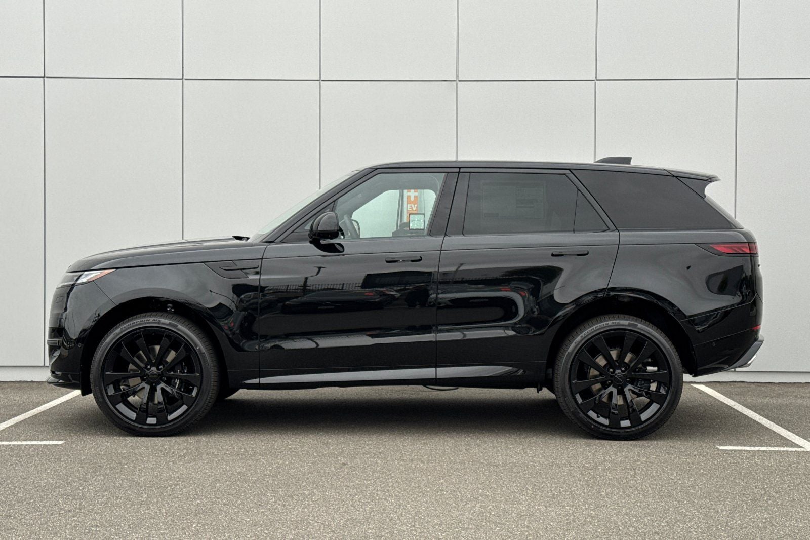 2026 Land Rover Range Rover Sport Dynamic SE