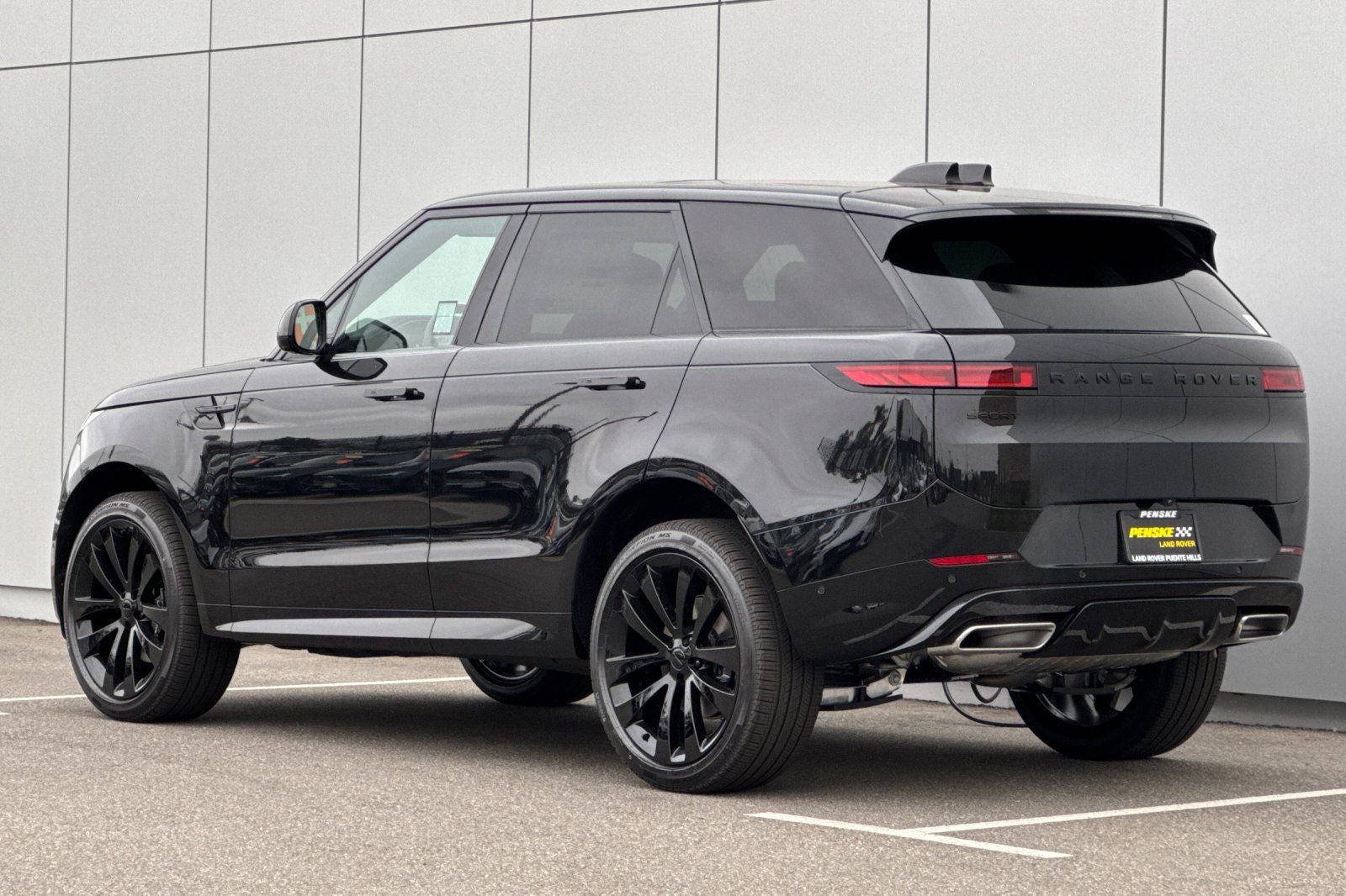 2026 Land Rover Range Rover Sport Dynamic SE