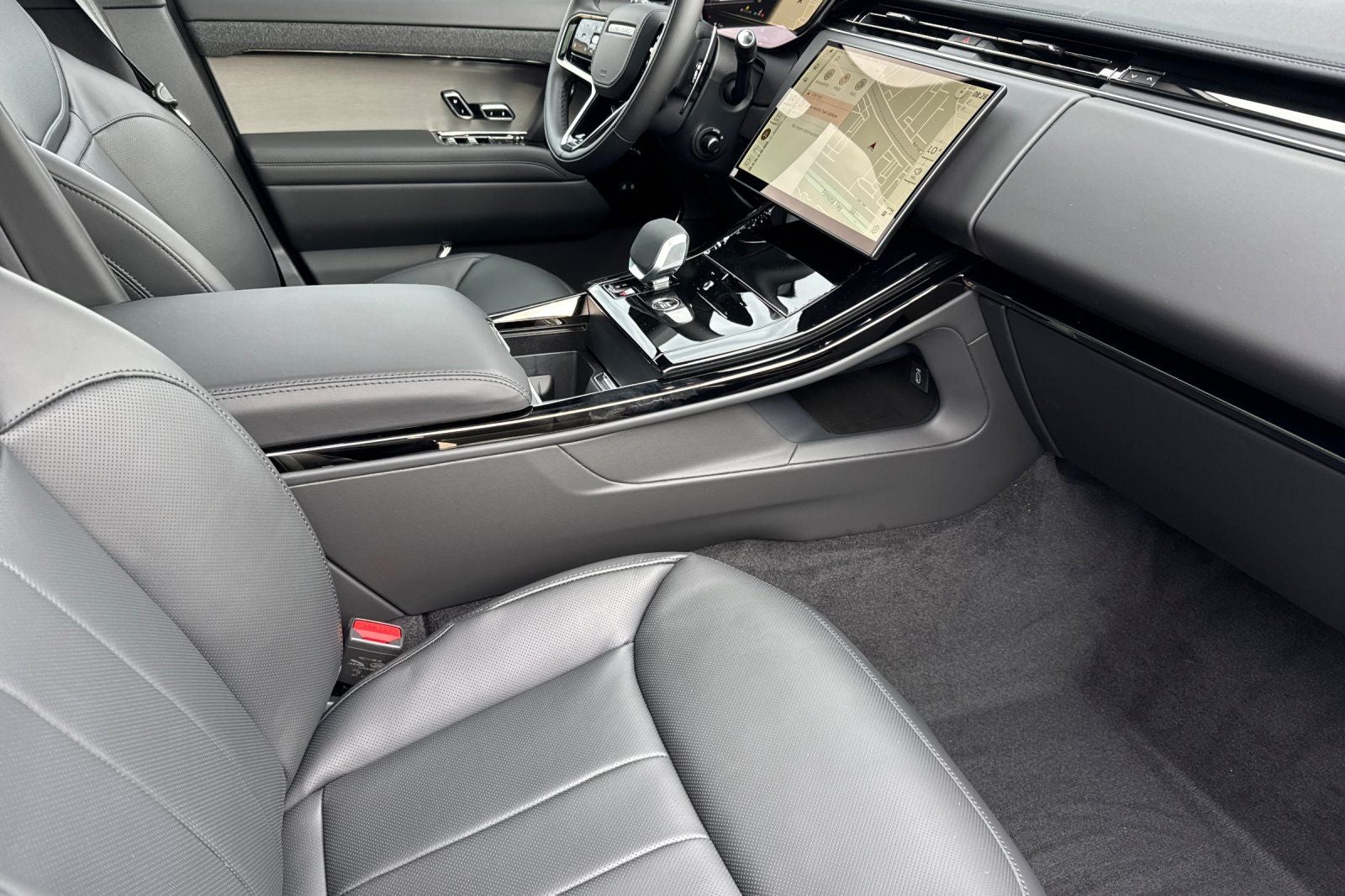 2026 Land Rover Range Rover Sport Dynamic SE