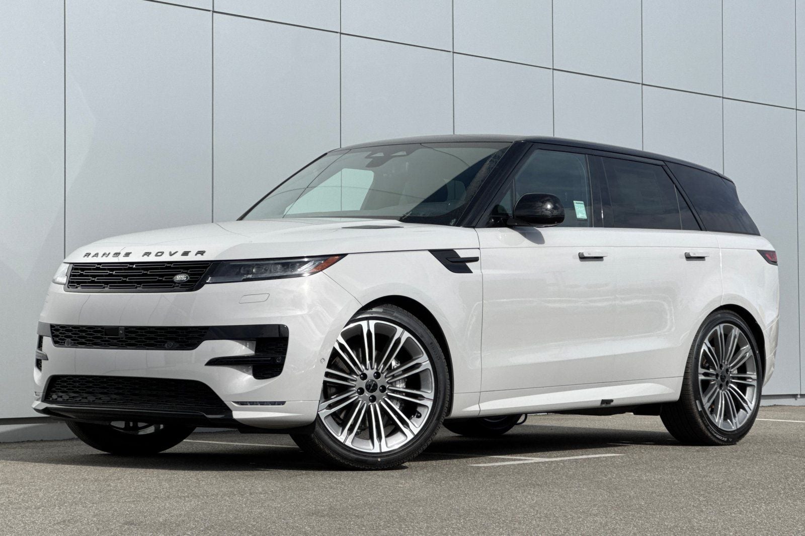 2026 Land Rover Range Rover Sport Dynamic SE