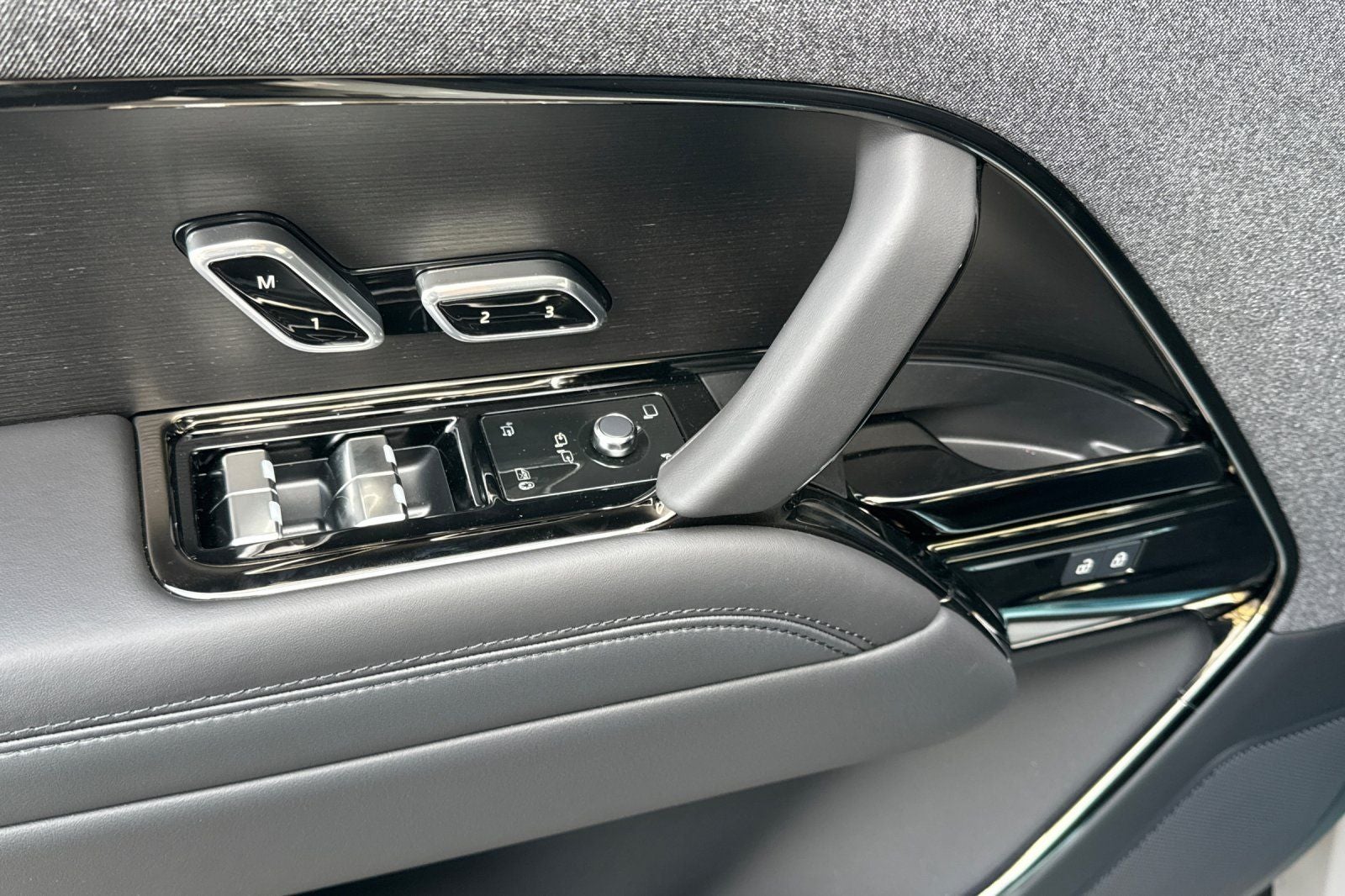 2026 Land Rover Range Rover Sport Dynamic SE