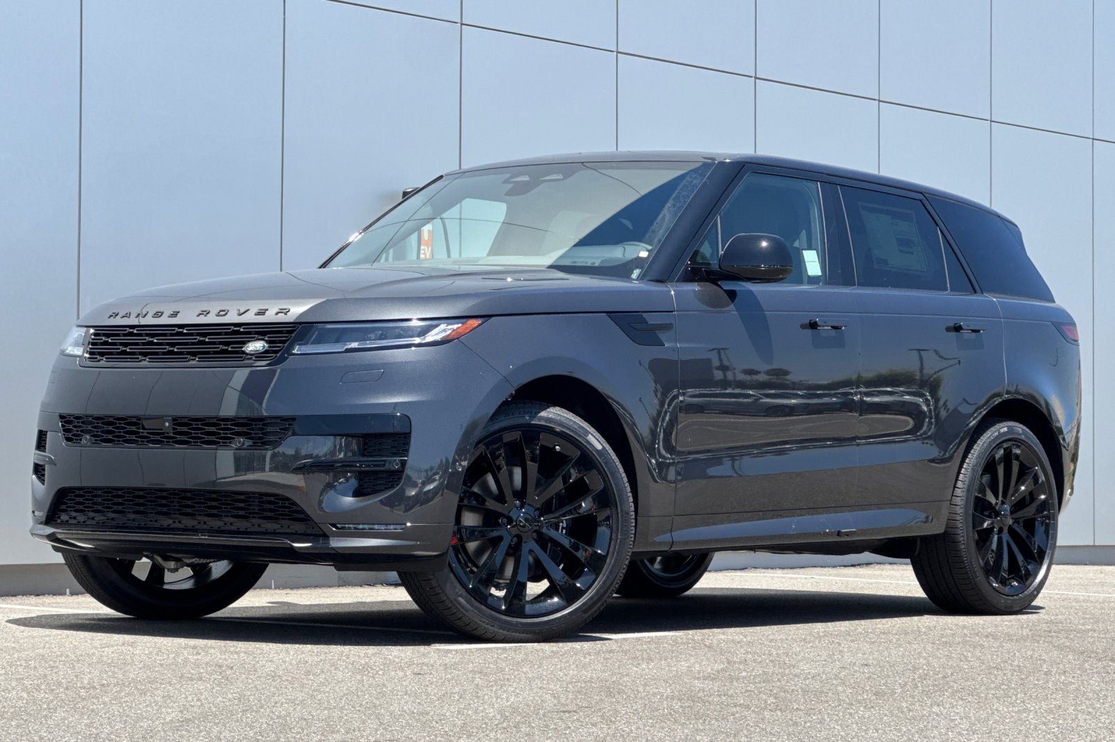 2026 Land Rover Range Rover Sport Dynamic SE