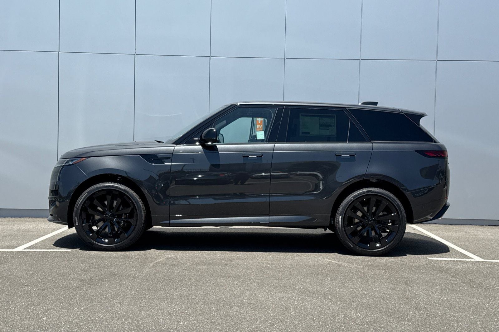 2026 Land Rover Range Rover Sport Dynamic SE