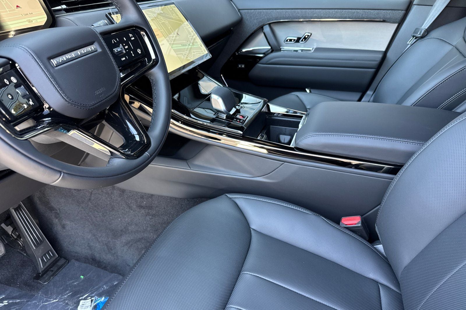 2026 Land Rover Range Rover Sport Dynamic SE