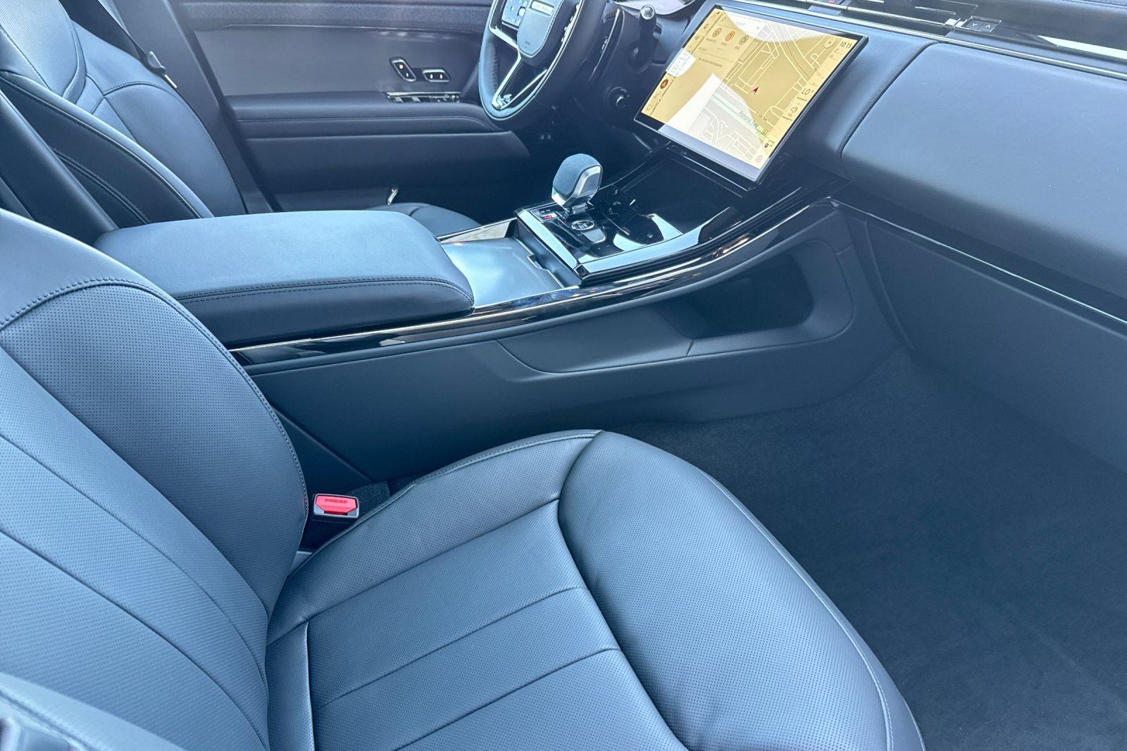 2026 Land Rover Range Rover Sport Dynamic SE
