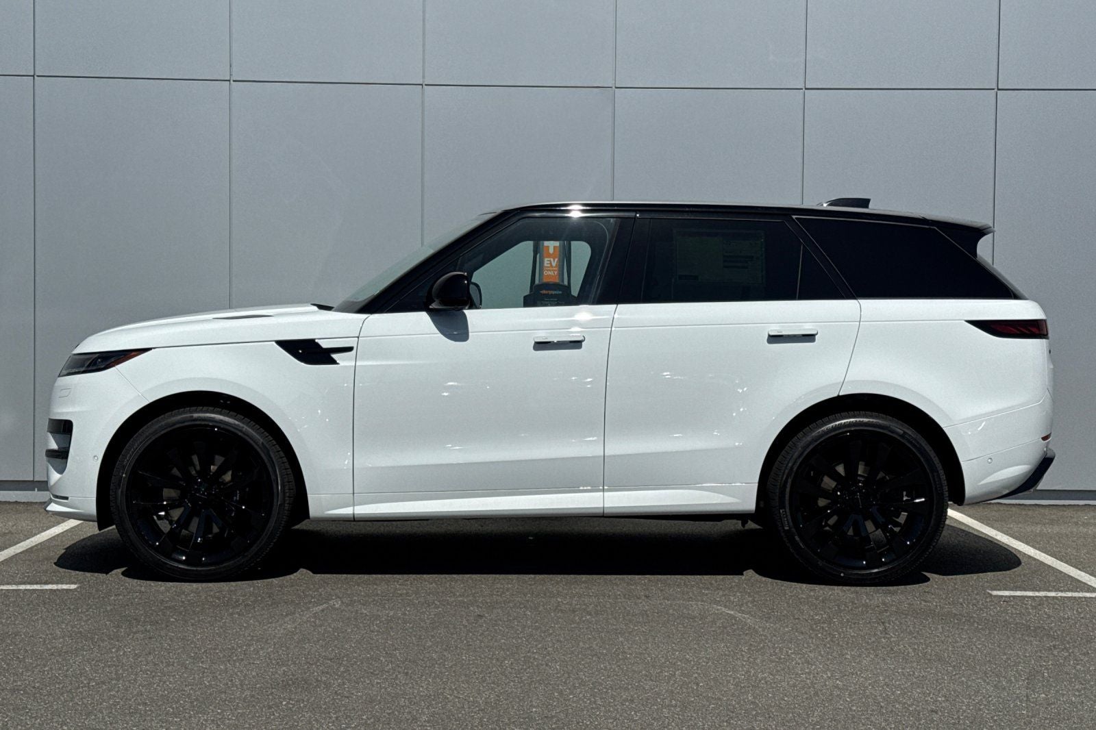2026 Land Rover Range Rover Sport Dynamic SE