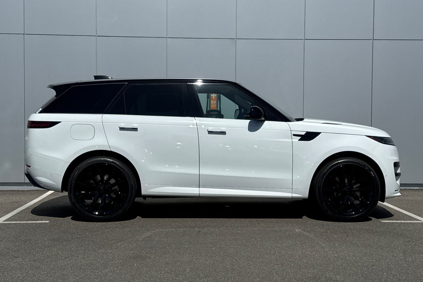 2026 Land Rover Range Rover Sport Dynamic SE