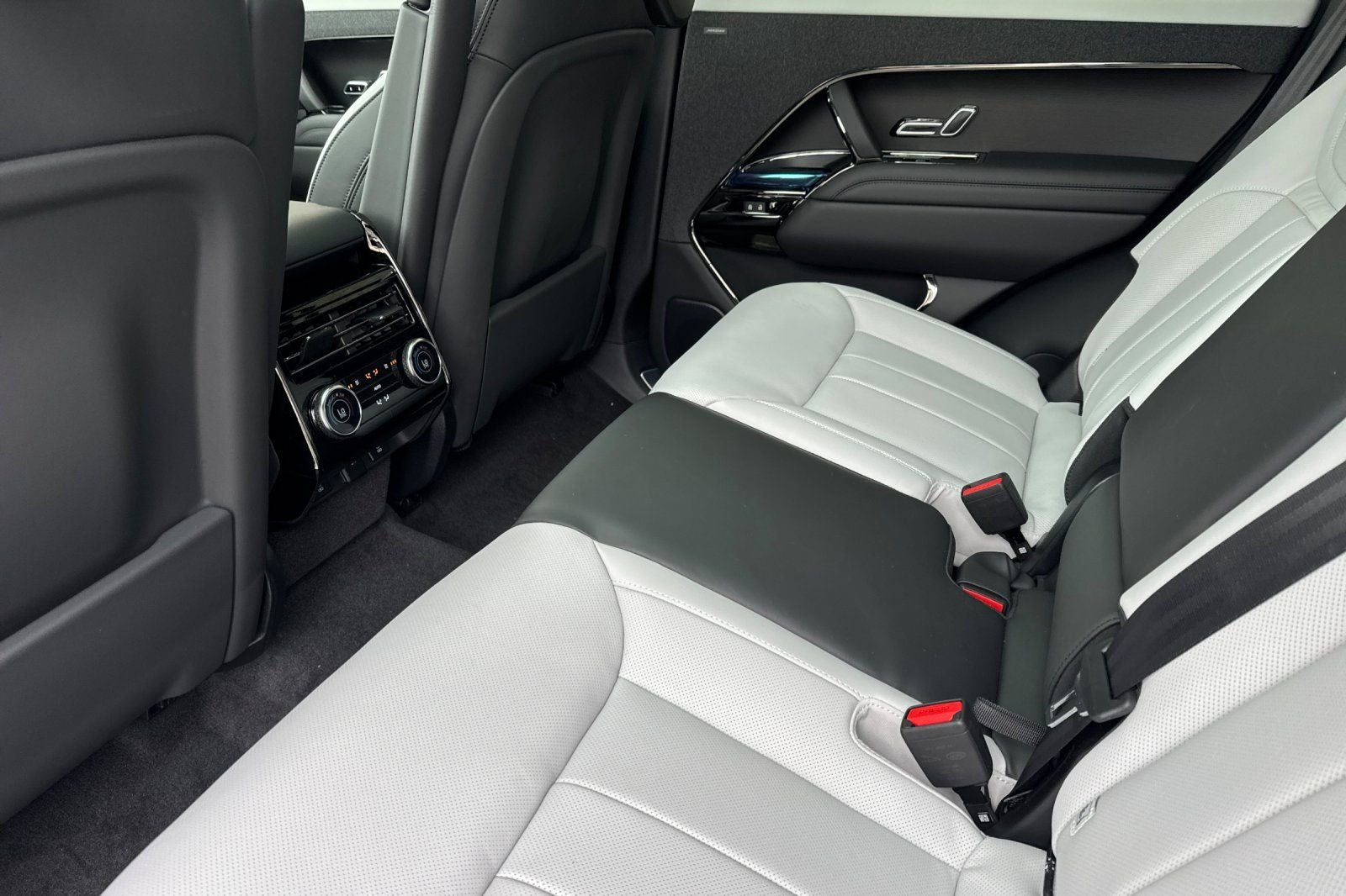 2026 Land Rover Range Rover Sport Dynamic SE