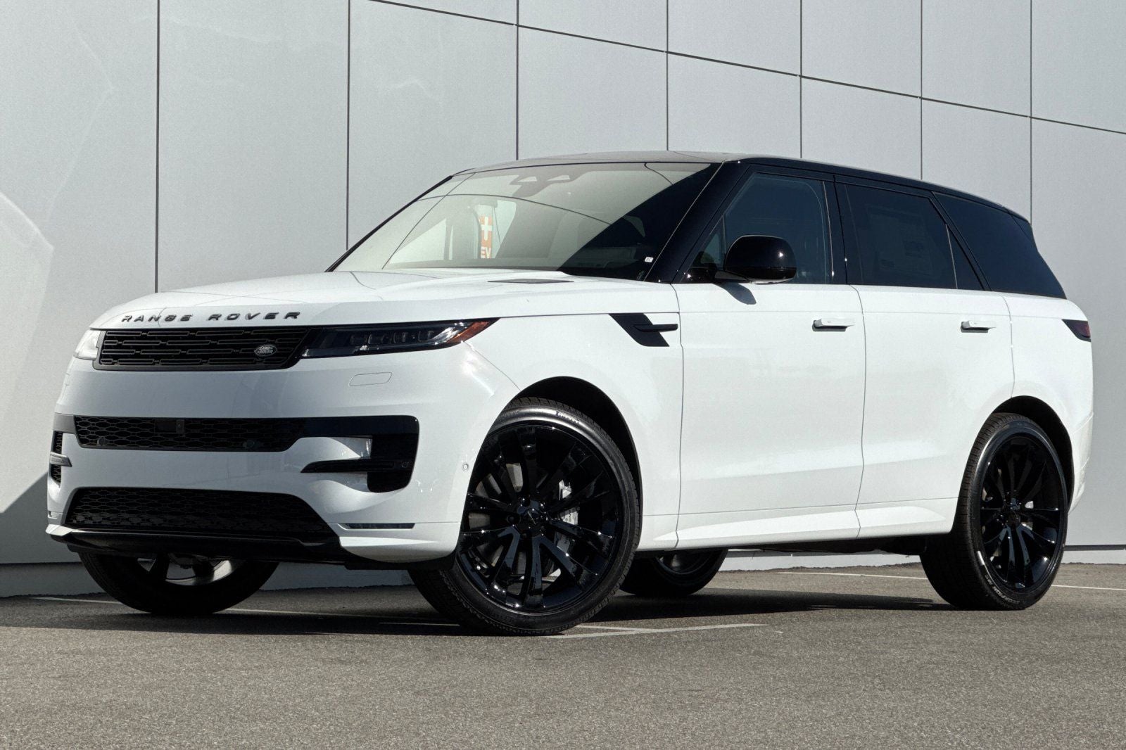 2026 Land Rover Range Rover Sport Dynamic SE
