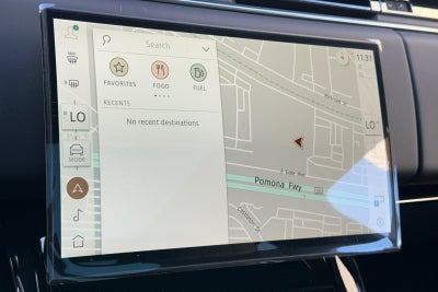 2025 Land Rover Range Rover Sport SE