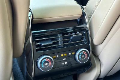 2026 Land Rover Range Rover Sport SE