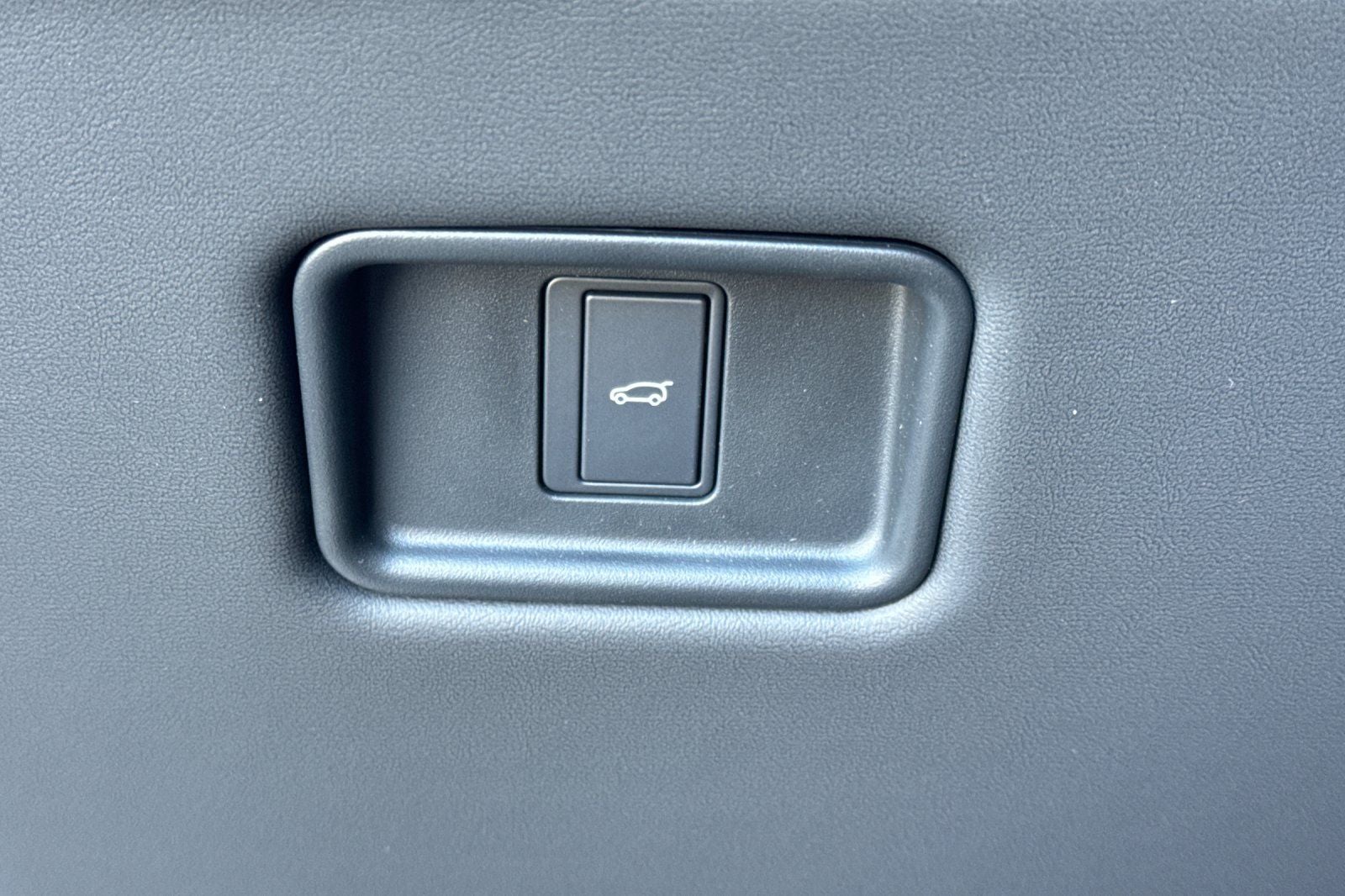 2026 Land Rover Range Rover Sport SE