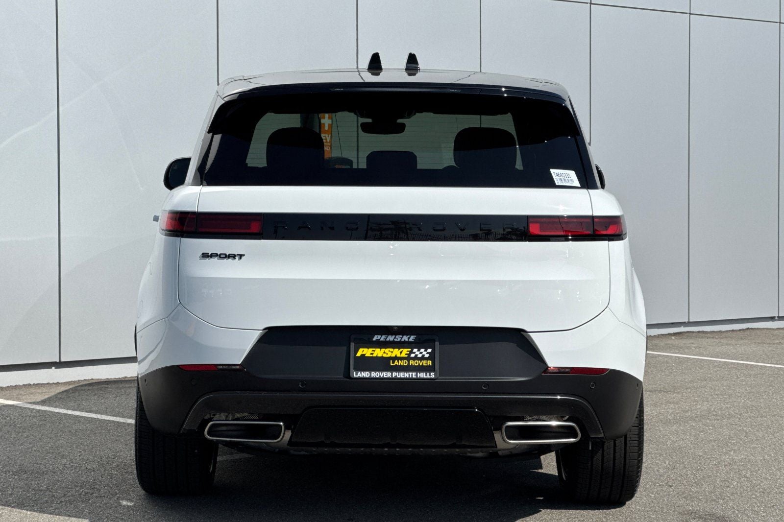 2026 Land Rover Range Rover Sport SE